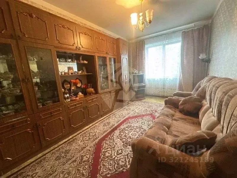 2-к кв. Белгородская область, Старый Оскол Ольминского мкр, 5 (52.0 м) - Фото 0