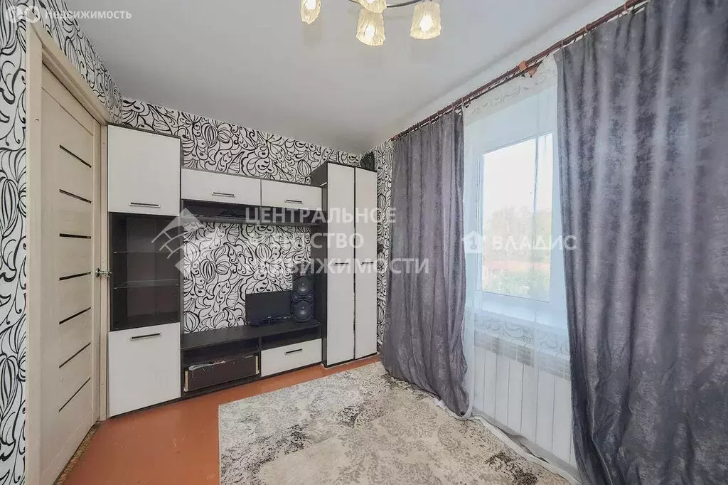 3-комнатная квартира: Рыбное, Юбилейная улица, 2 (50.9 м) - Фото 1