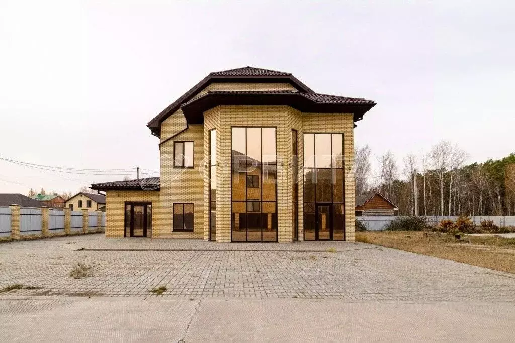 Дом в Тюменская область, Тюменский муниципальный округ, Винзили рп  ... - Фото 1