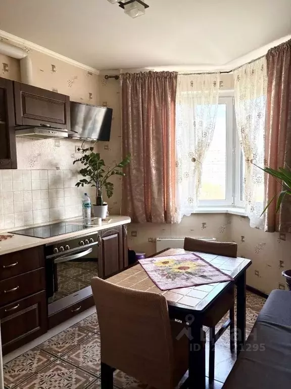 Комната Москва ул. Авиаторов, 5 (15.0 м) - Фото 2