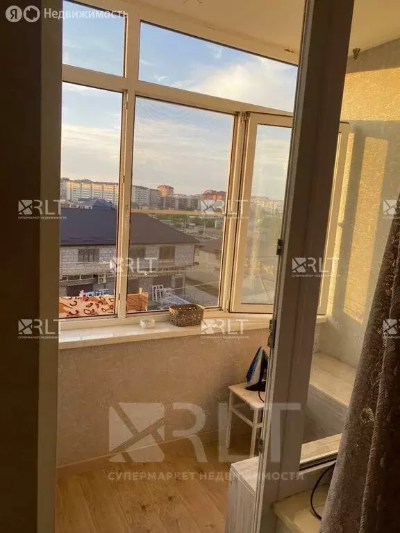 3-комнатная квартира: Каспийск, улица Магомедали Магомеджановa, 37 (80 ... - Фото 0