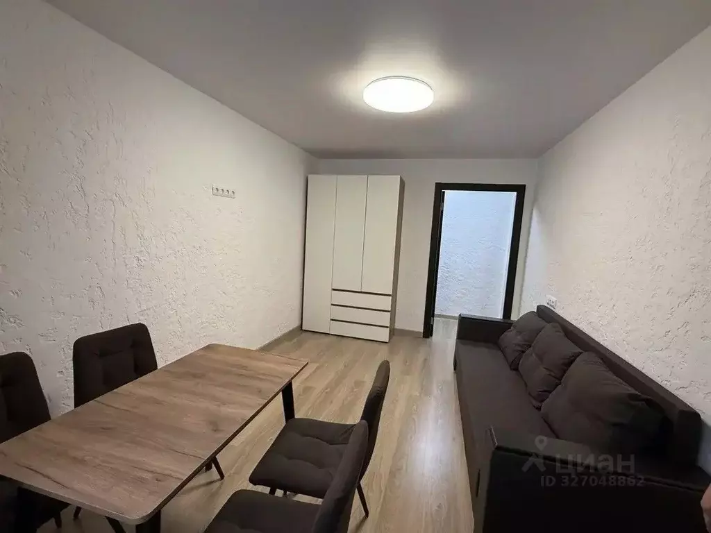 3-к кв. Свердловская область, Екатеринбург ул. Заводская, 18 (59.0 м) - Фото 1