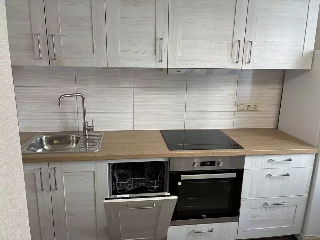 2-к кв. Москва ул. Наметкина, 1 (55.0 м) - Фото 1