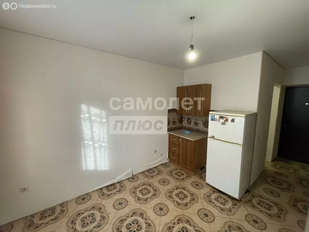 3-комнатная квартира: Михайловск, жилой район Гармония, улица ... - Фото 2