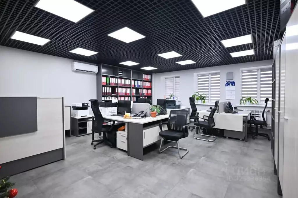 Офис в Красноярский край, Красноярск ул. Чернышевского, 67 (404 м) - Фото 1