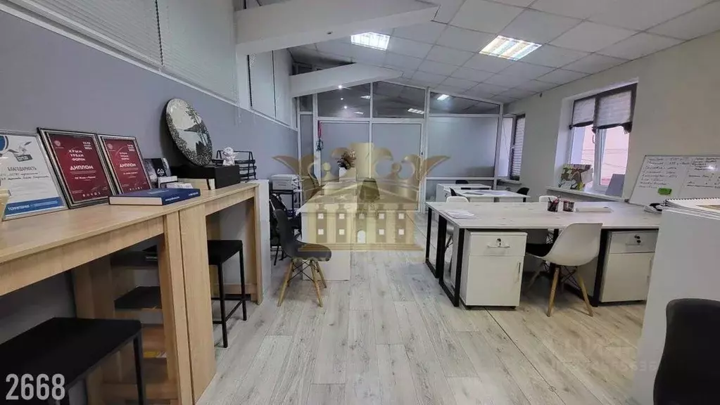 Офис в Крым, Симферополь ул. Воровского, 3 (40 м) - Фото 2