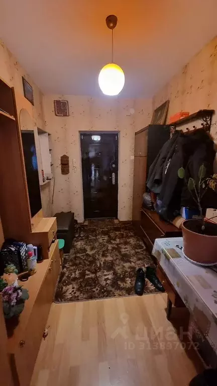 2-к кв. Псковская область, Великие Луки ул. Малышева, 6 (70.0 м) - Фото 0