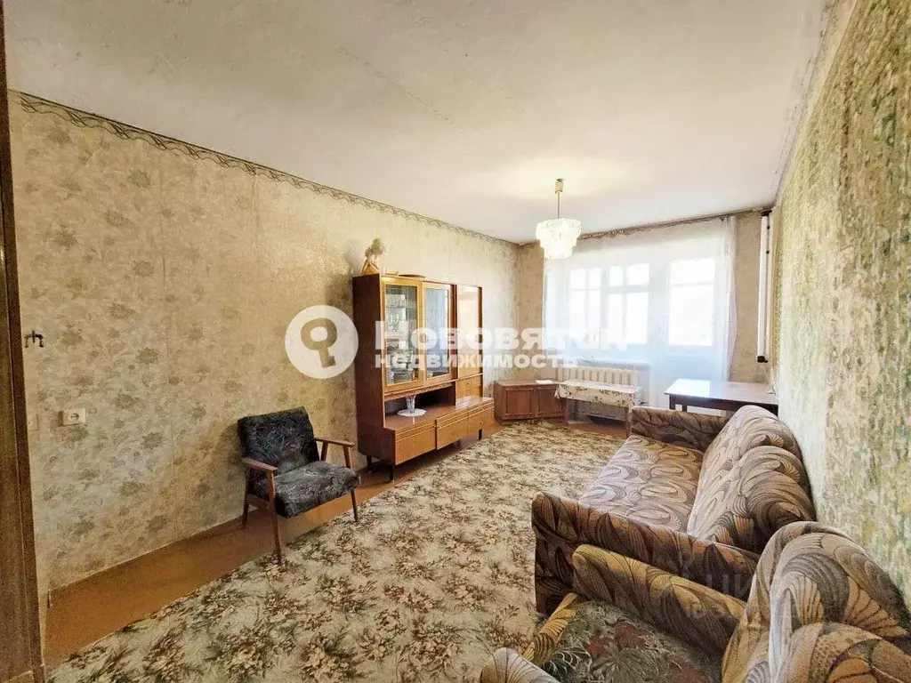 3-к кв. Кировская область, Киров ул. Опарина, 8 (57.3 м) - Фото 1