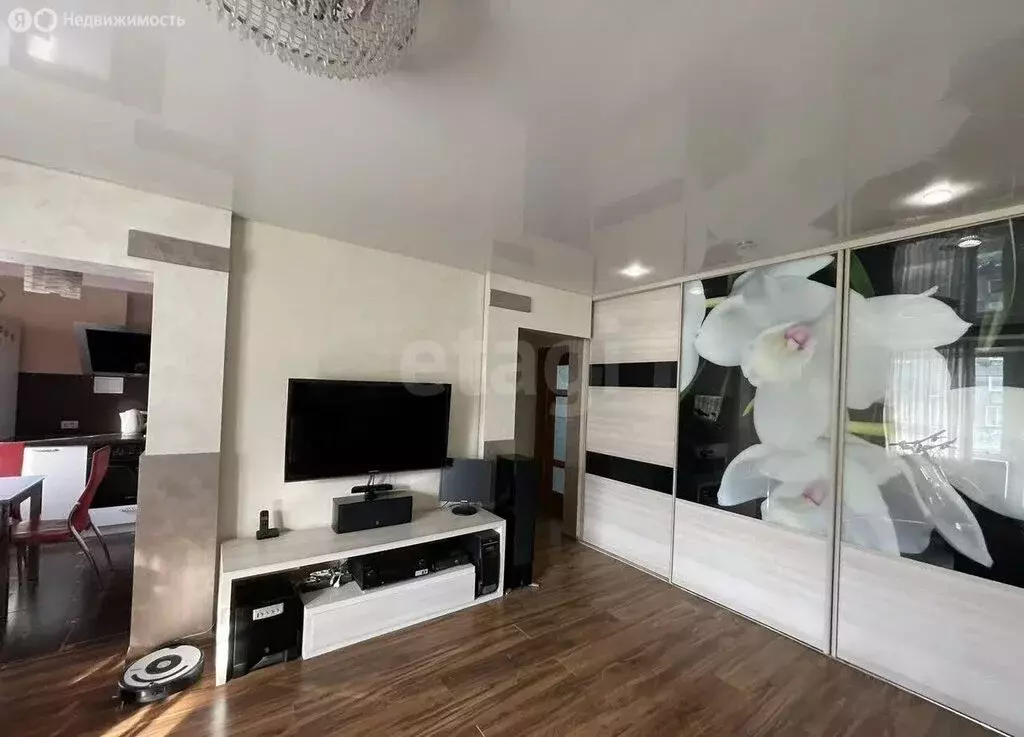 3-комнатная квартира: Миасс, улица 8 Марта, 108 (73 м) - Фото 1