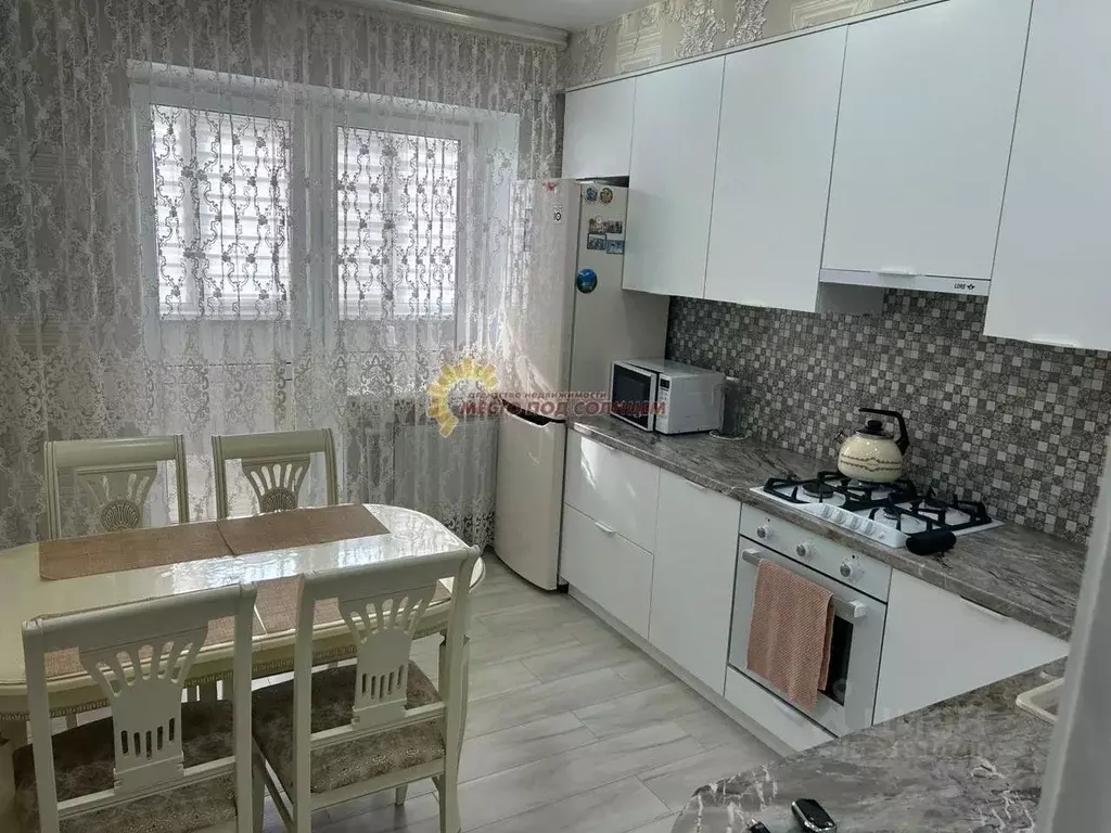 1-к кв. Краснодарский край, Ейск Коммунистическая ул., 77/17 (42.0 м) - Фото 0