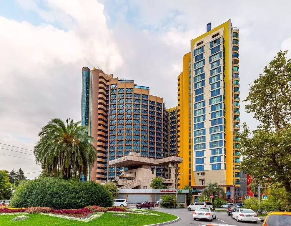 2-к кв. Краснодарский край, Сочи Светлана мкр, просп. Пушкина, 6 ... - Фото 1