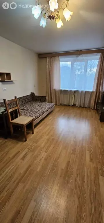 3-комнатная квартира: Екатеринбург, улица Сулимова, 65 (60.6 м) - Фото 2