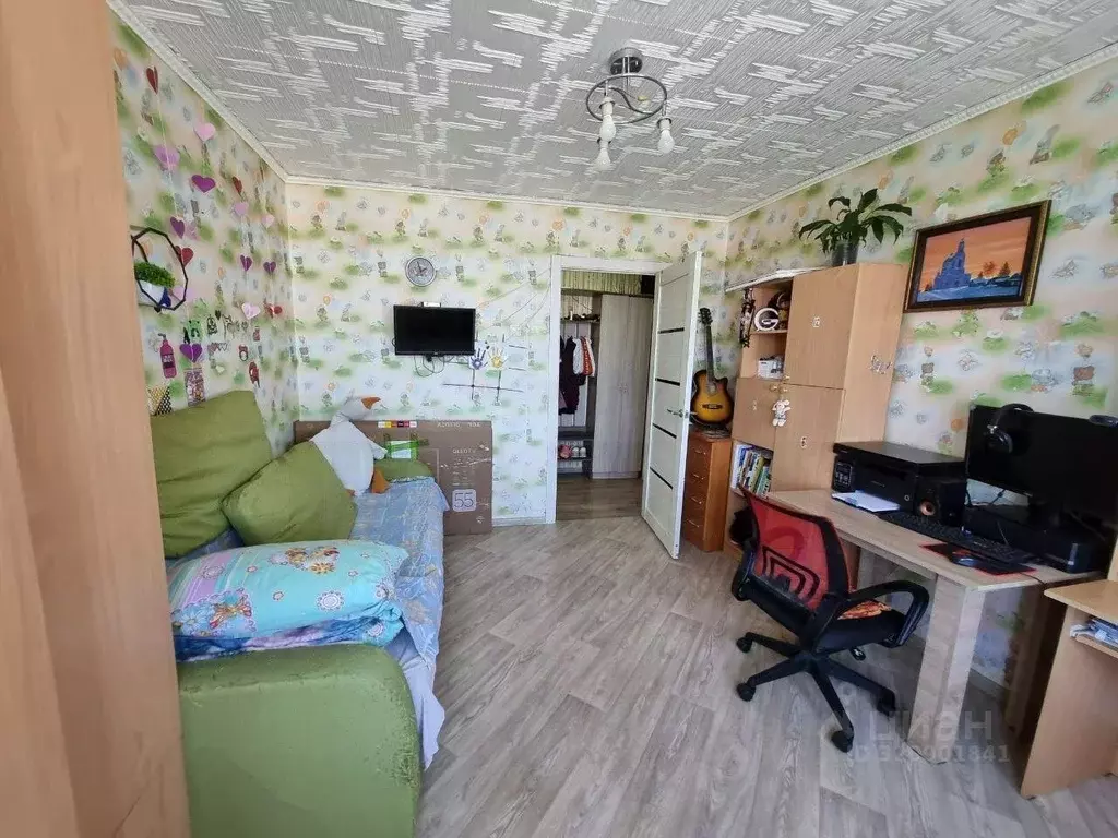 2-к кв. Свердловская область, Кировград ул. Мамина-Сибиряка, 7 (43.3 ... - Фото 1