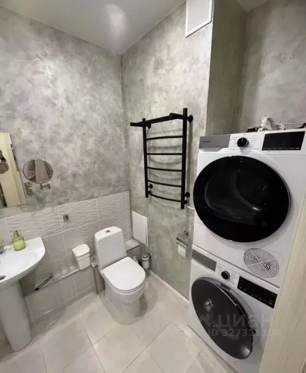 1-к кв. Свердловская область, Екатеринбург ул. Циолковского, 57 (50.0 ... - Фото 2