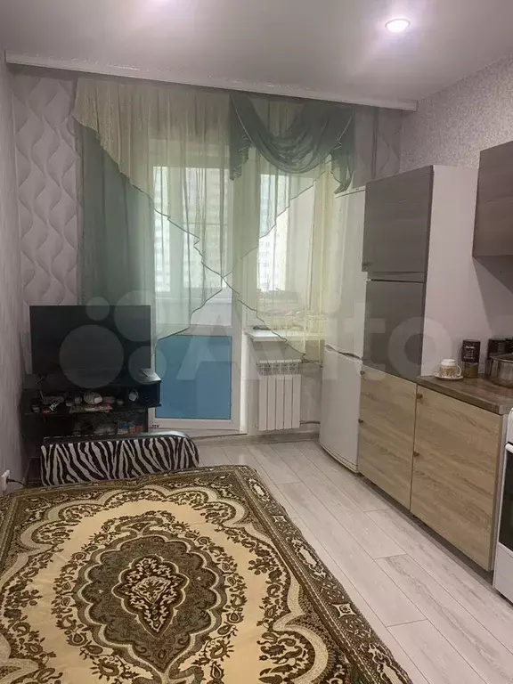 1-к. квартира, 46 м, 7/18 эт. - Фото 1