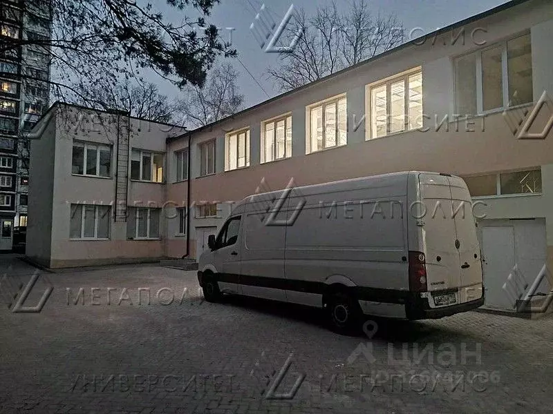 Помещение свободного назначения в Москва Окружная ул., 6к1 (1417 м) - Фото 0
