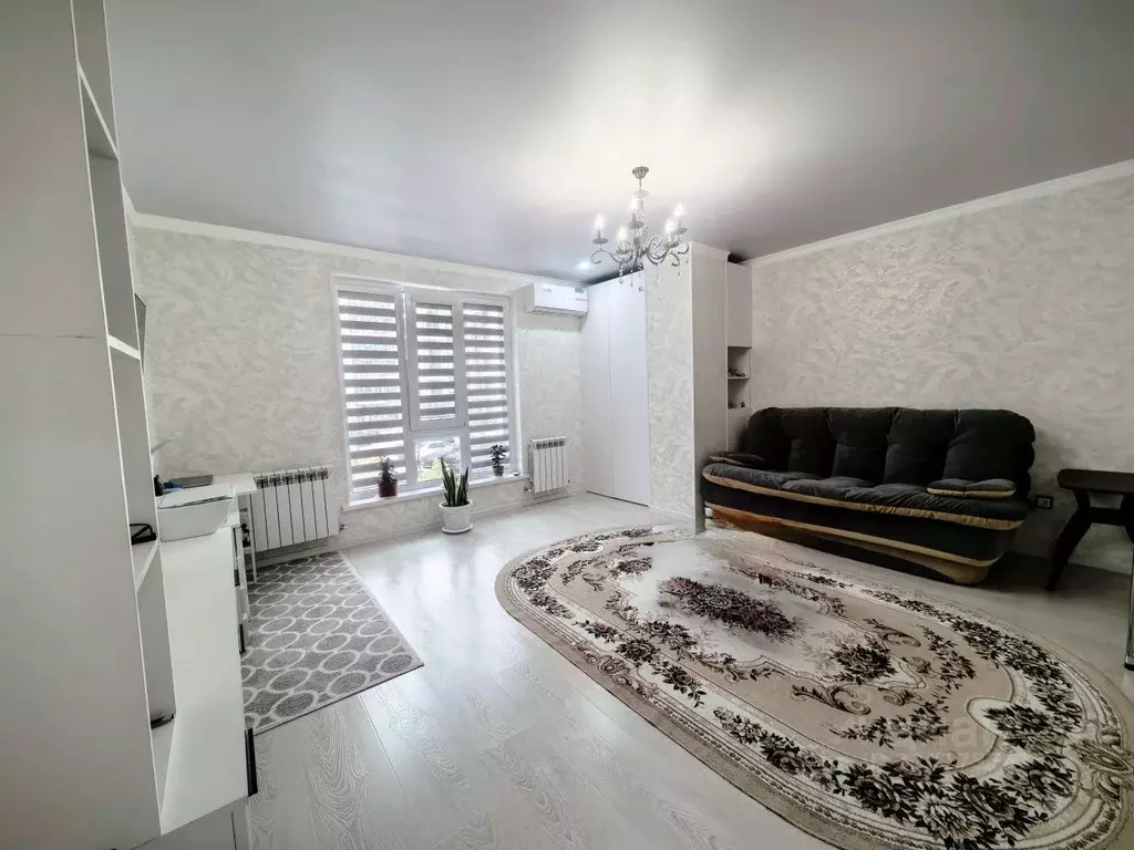 2-к кв. Кабардино-Балкария, Нальчик ул. Тлостанова (65.5 м) - Фото 1