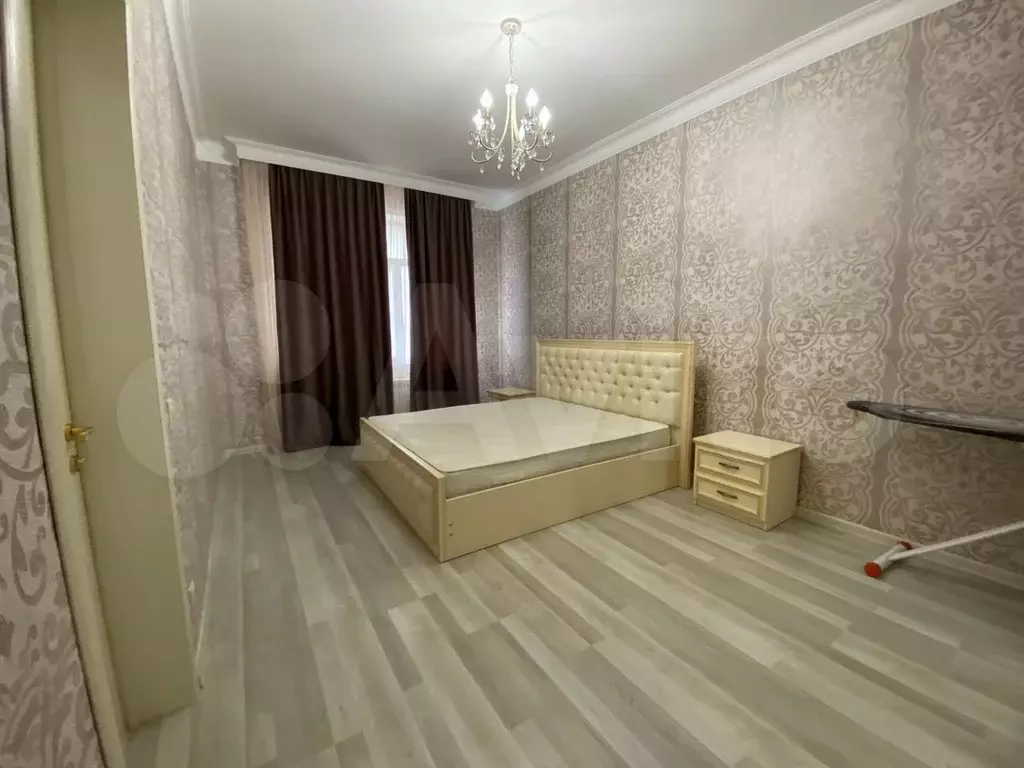2-к. квартира, 80 м, 8/13 эт. - Фото 1