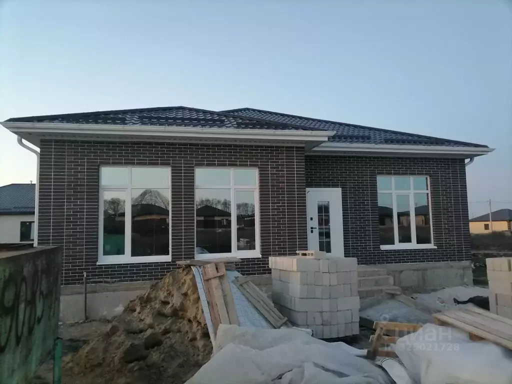 Дом в Ставропольский край, Михайловск Шпаковский район, ул. Евгения ... - Фото 2