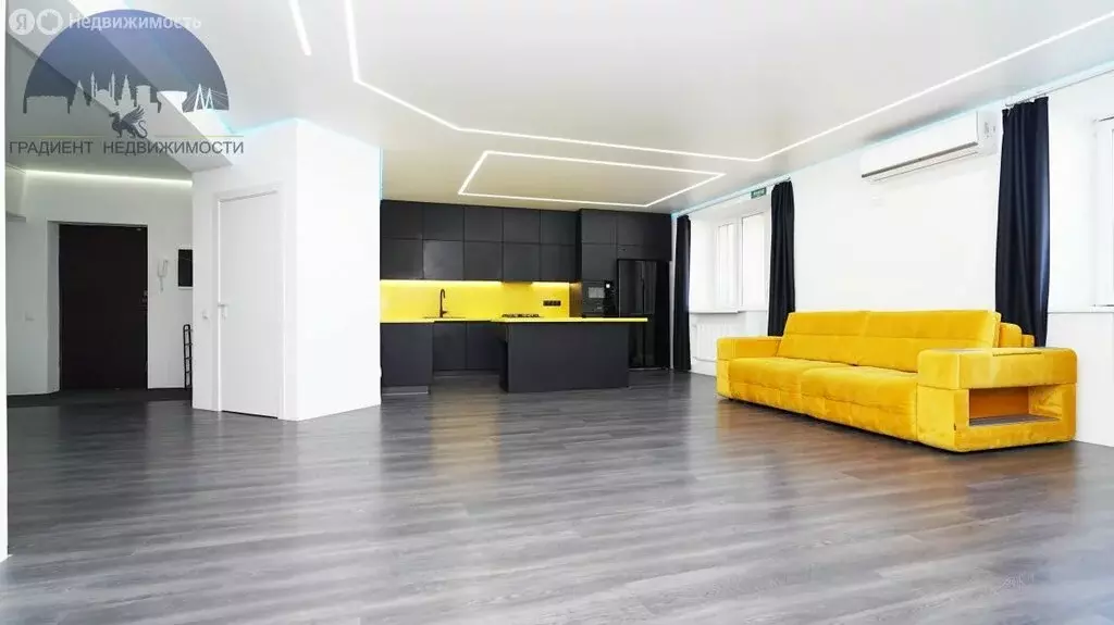 3-комнатная квартира: Казань, улица Галиаскара Камала, 49 (129 м) - Фото 1