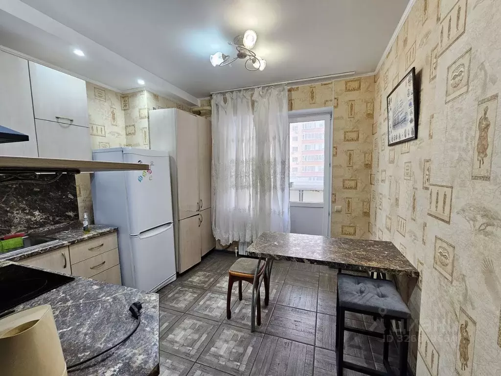 1-к кв. Астраханская область, Астрахань ул. Латышева, 3Ек1 (41.1 м) - Фото 2