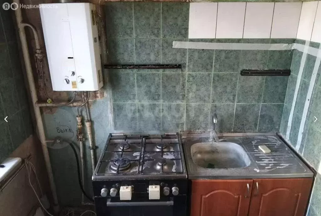3-комнатная квартира: Пермь, Углеуральская улица, 22 (57 м) - Фото 1