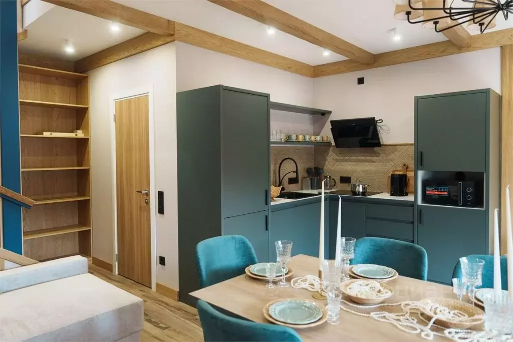 Дом в Карачаево-Черкесия, Зеленчукский район, с. Архыз ул. Лесная, ... - Фото 2