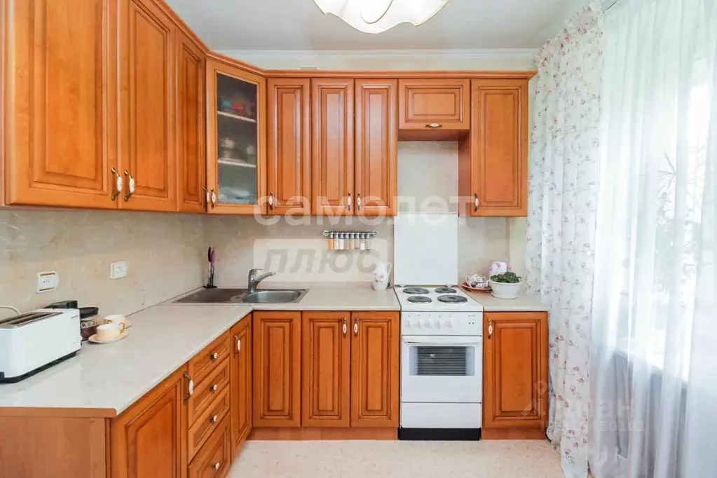 3-к кв. Тюменская область, Тюмень ул. Салтыкова-Щедрина, 34 (78.1 м) - Фото 1