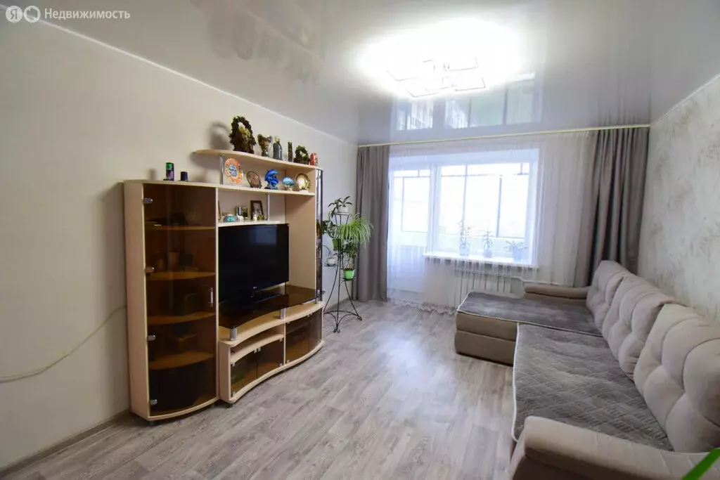 3-комнатная квартира: Туймазы, улица Чапаева, 4 (64.3 м) - Фото 2