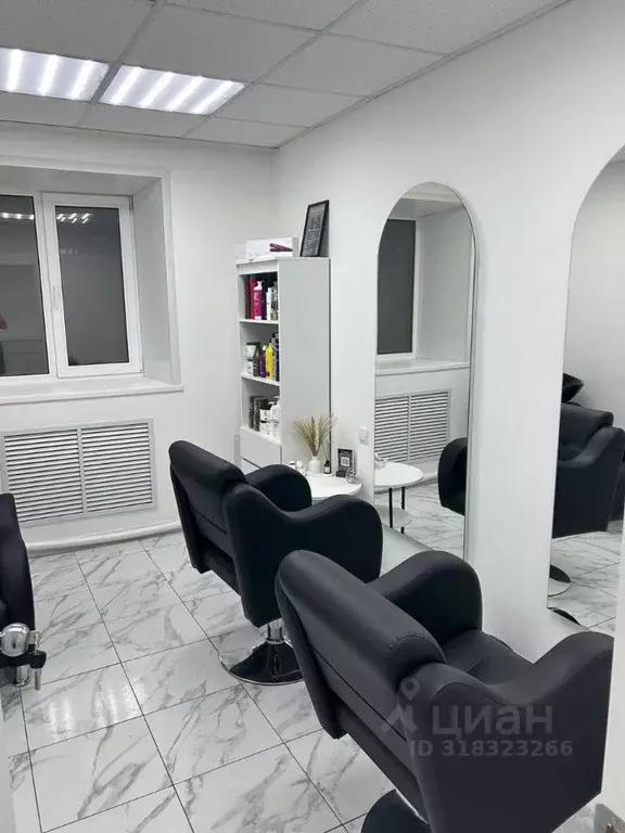 Помещение свободного назначения в Кировская область, Киров Гороховская ... - Фото 1