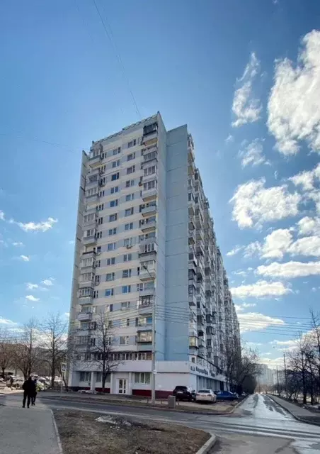 Продается 4-комнатная квартира - Фото 2