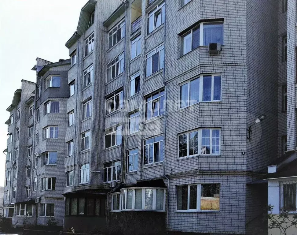 3-комнатная квартира: Брянск, улица 7-я Линия, 15 (117.7 м) - Фото 0