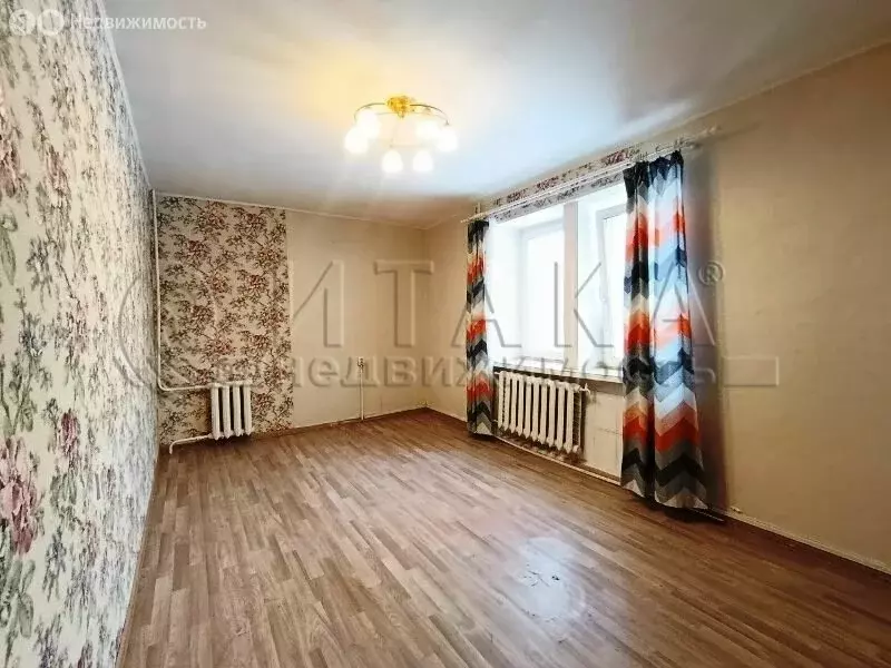 1к в 8-комнатной квартире (17.6 м) - Фото 1