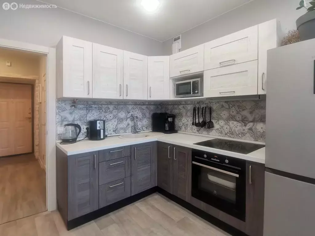1-комнатная квартира: Барнаул, улица Антона Петрова, 221Г (37.6 м) - Фото 1