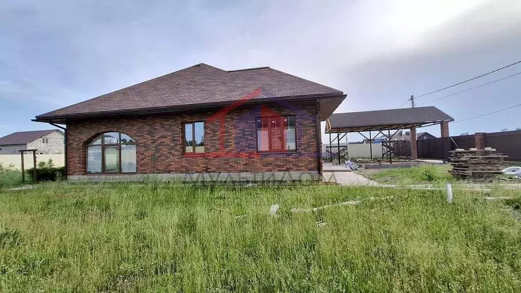 Коттедж в Белгородская область, Старооскольский городской округ, с. ... - Фото 0