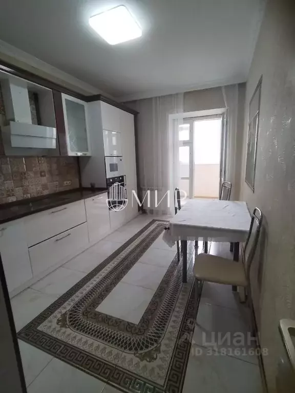 4-к кв. Ханты-Мансийский АО, Нижневартовск Омская ул., 38 (136.4 м) - Фото 1