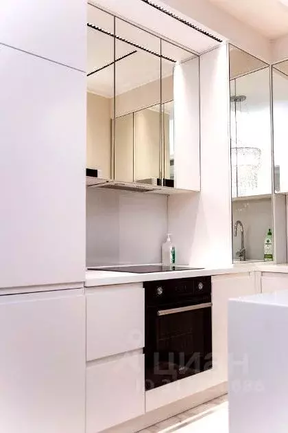2-к кв. Краснодарский край, Сочи Светлана мкр, ул. Гагринская, 3/8 ... - Фото 1