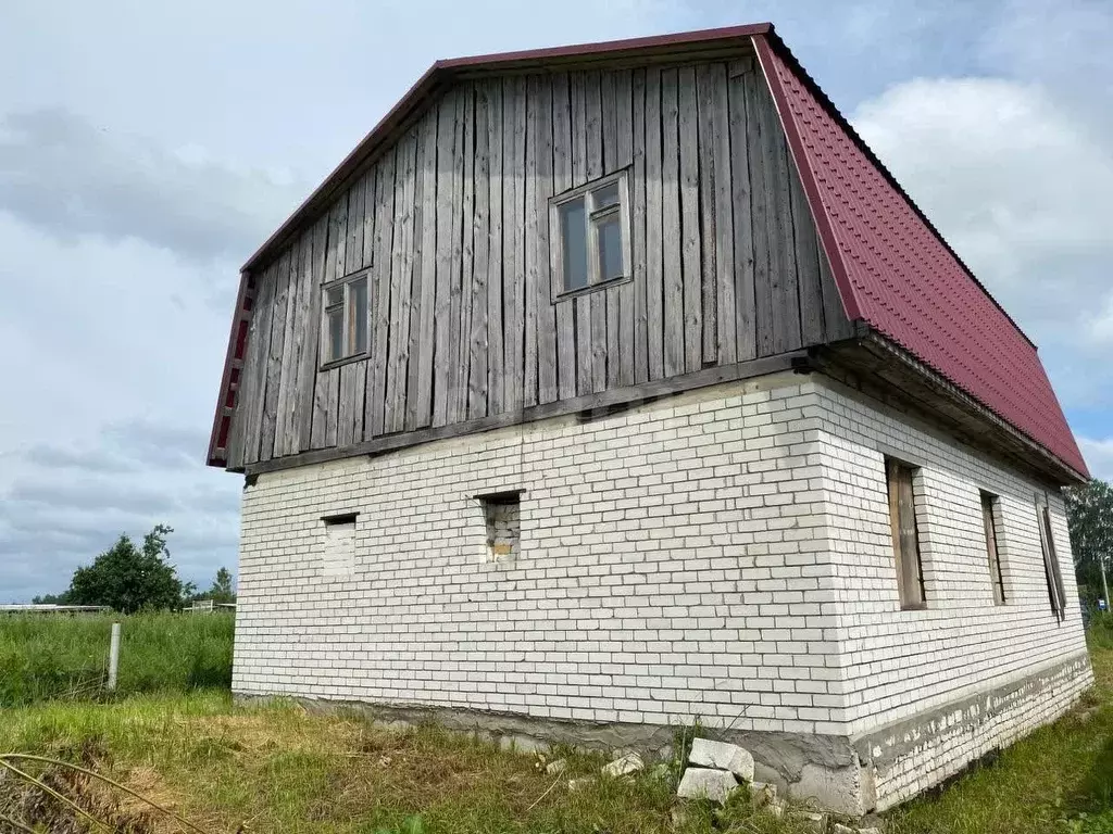 Дом в Брянская область, Выгоничский район, Кокинское с/пос, с. Палужье ... - Фото 0