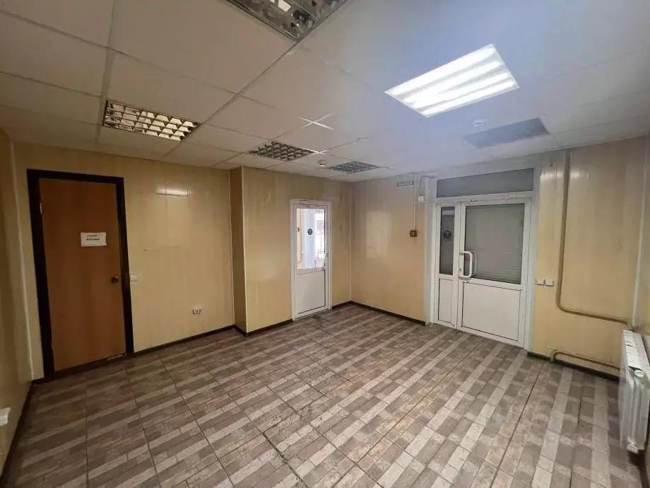 Помещение свободного назначения в Пермский край, Березники ул. ... - Фото 0