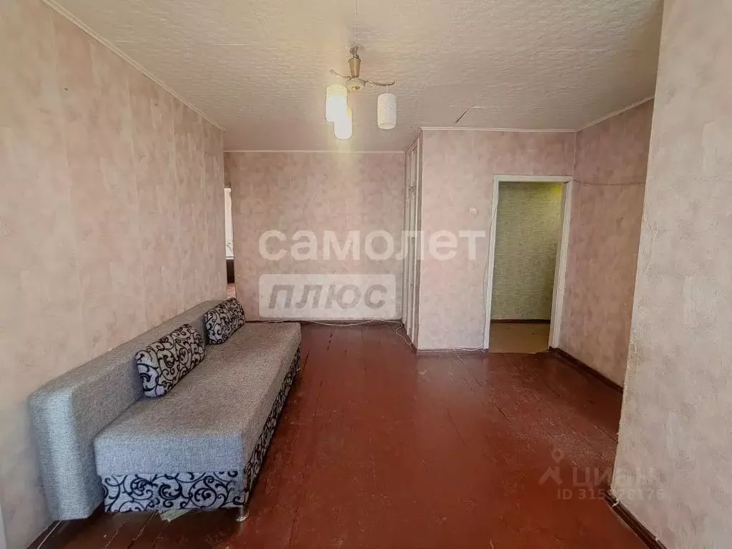 3-к кв. Челябинская область, Челябинск просп. Ленина, 21 (55.6 м) - Фото 1