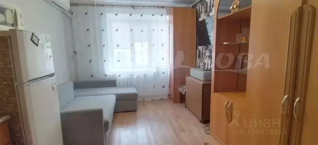 Комната Тюменская область, Тюмень Сургутская ул., 2 (13.0 м) - Фото 1