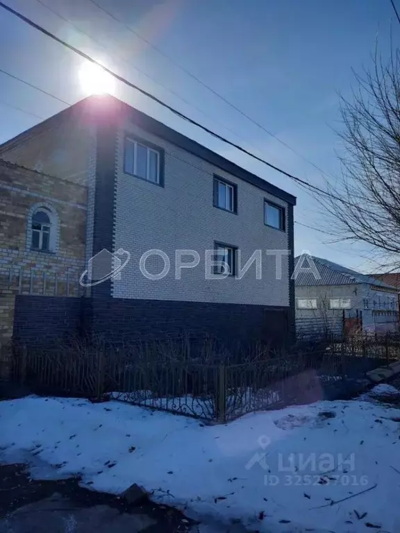 Дом в Тюменская область, Голышманово пгт ул. Полевая (350 м) - Фото 2