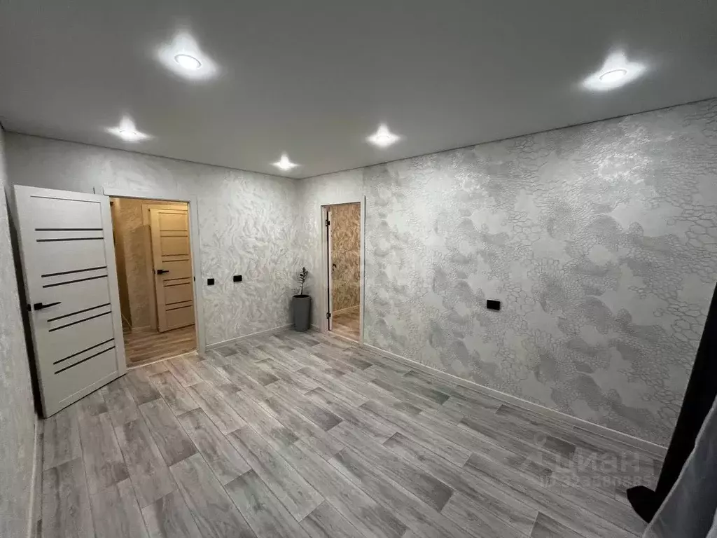 2-к кв. Челябинская область, Миасс Орловская ул., 24 (39.8 м) - Фото 0