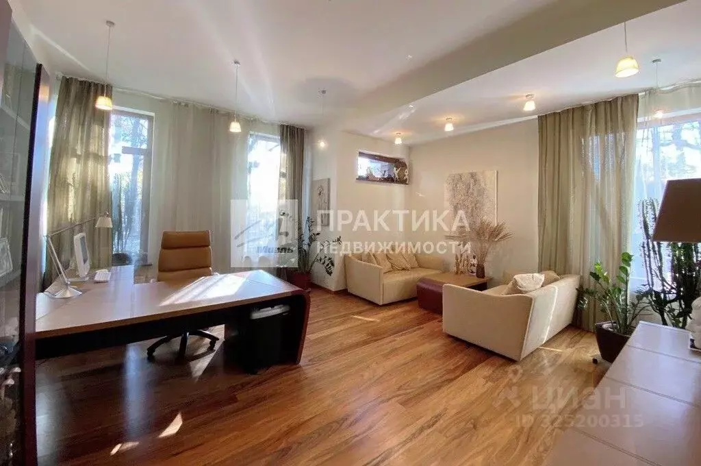 Дом в Москва ул. Лукоморье (631 м) - Фото 1