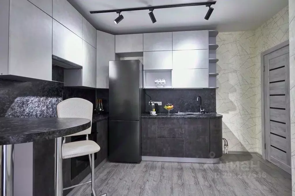 1-к кв. Саратовская область, Саратов ул. Имени Н.Г. Чернышевского, ... - Фото 2