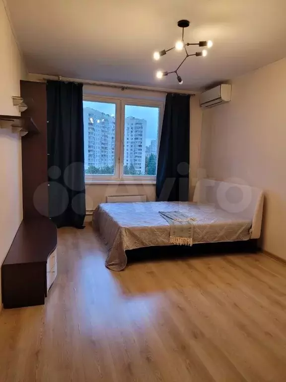 1-к. квартира, 42 м, 7/9 эт. - Фото 1