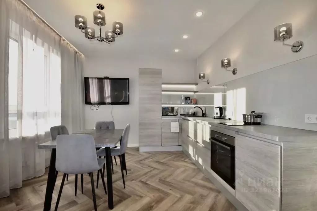 2-к кв. Нижегородская область, Нижний Новгород ул. Родионова, 19 (50.0 ... - Фото 1