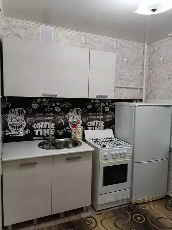 1-к кв. Свердловская область, Екатеринбург ул. Машиностроителей, 49 ... - Фото 1