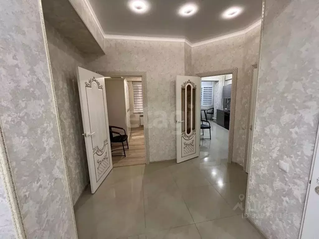 2-к кв. Ингушетия, Магас ул. Хаджи-Бикара Муталиева (69.3 м) - Фото 1