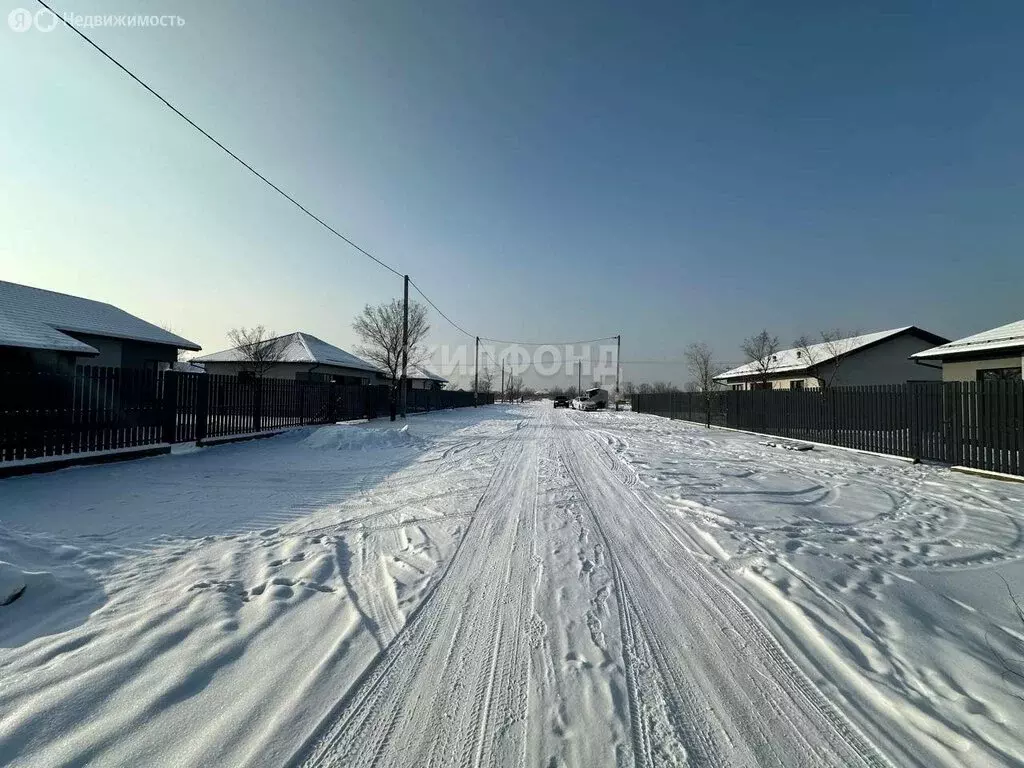 Дом в Усть-Абаканский район, посёлок Тепличный, улица С.А. Есенина, ... - Фото 0